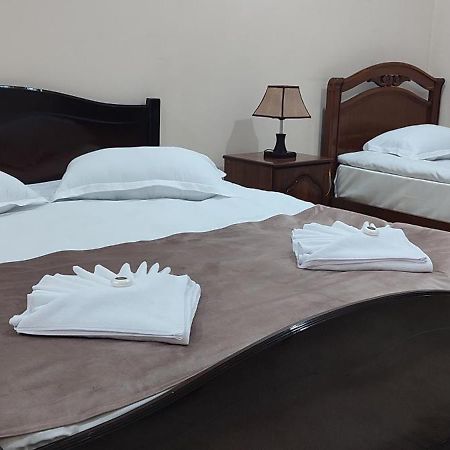 Sweet Home Hotel Meghri Exterior foto